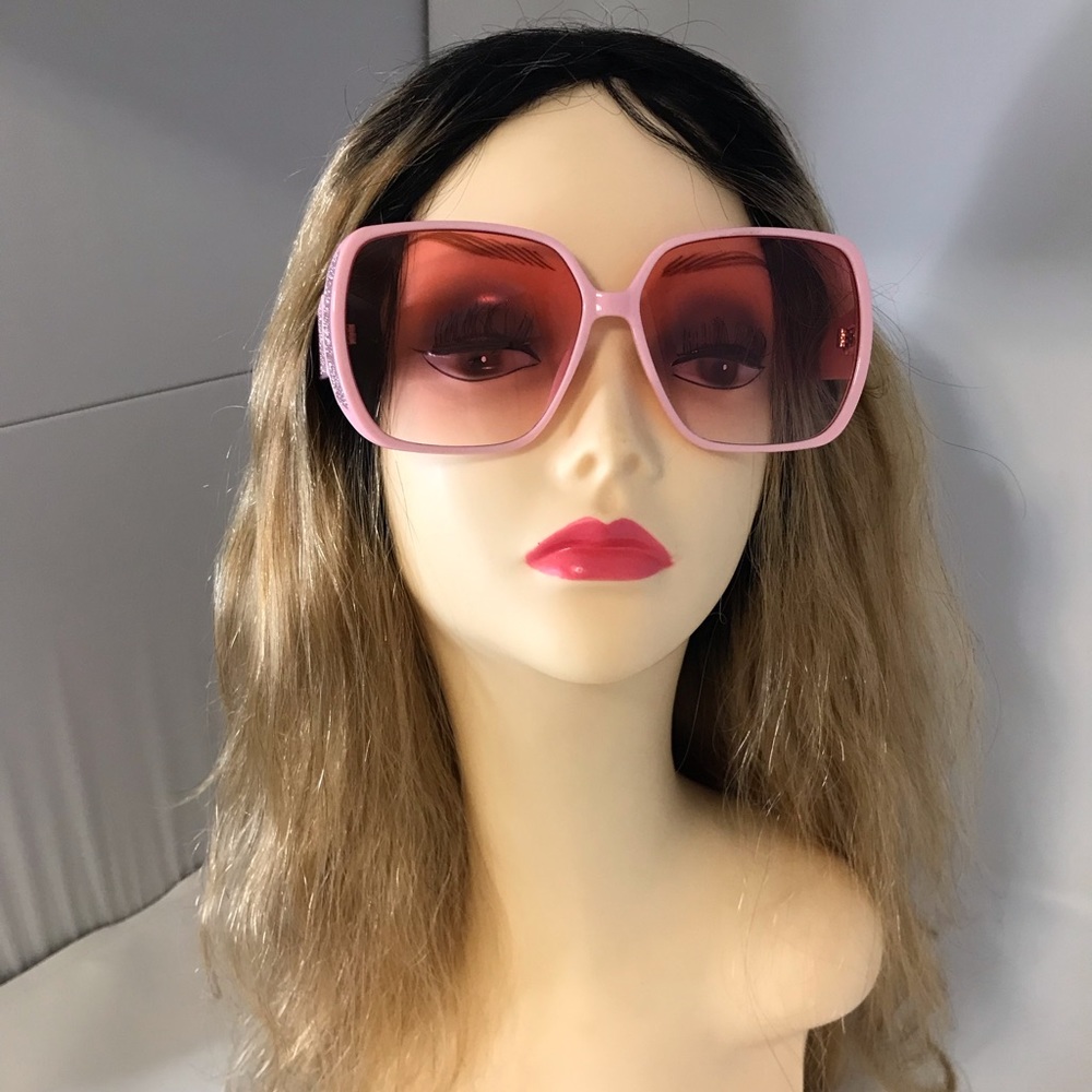 Oversized Pink Square Sunglasses Women’s Gradient Lens Retro Glam Statement Shad